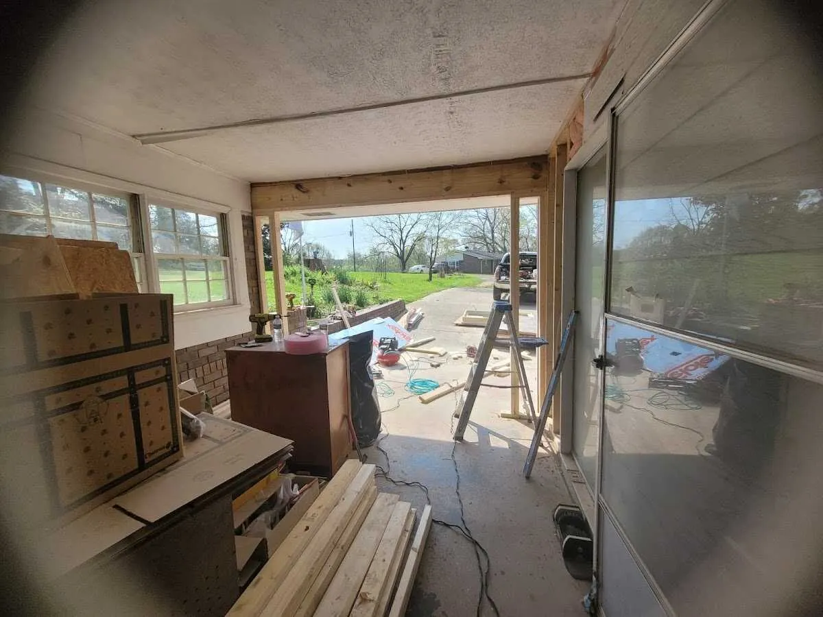 Air movers and dehumidifier for Drying & Dehumidification in Antigo